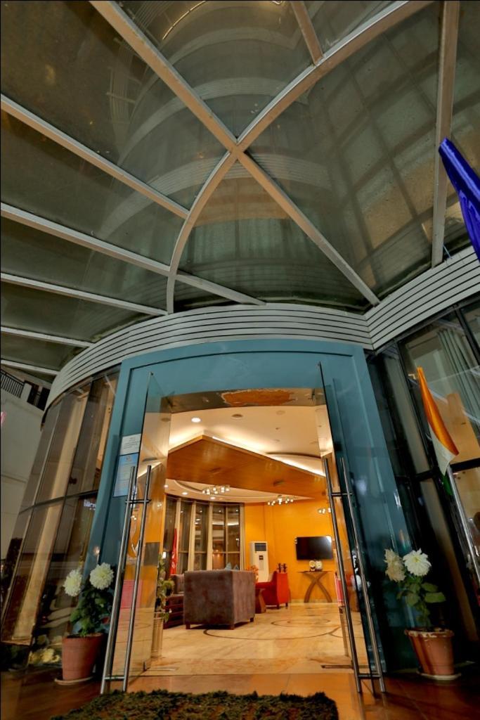 Hotel The Amaris Rišikéš Exteriér fotografie